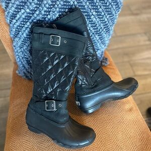Sperry Women's Saltwater Tall Nylon Quilted Duck Boots Rain boots Size 6 NEW